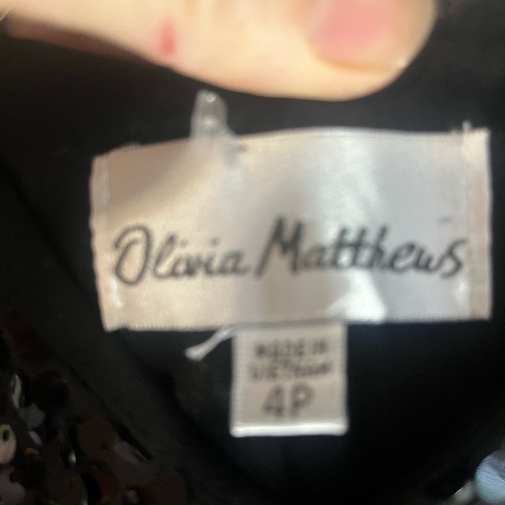 Olivia Matthews Elegant Black Dress - Picture 2 of 2